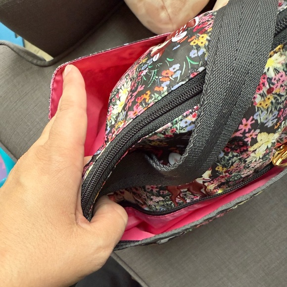 LeSportsac DISNEY Bambi print floral shoulder and crossbody bag - Picture 8 of 11